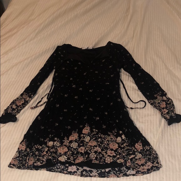 Full tilt long sleeve dress - Picture 1 of 1